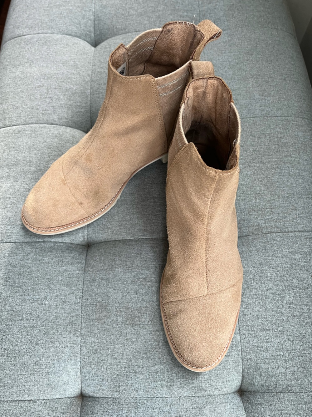 Toms Tan Suede Rubber Sole Chelsea Booties